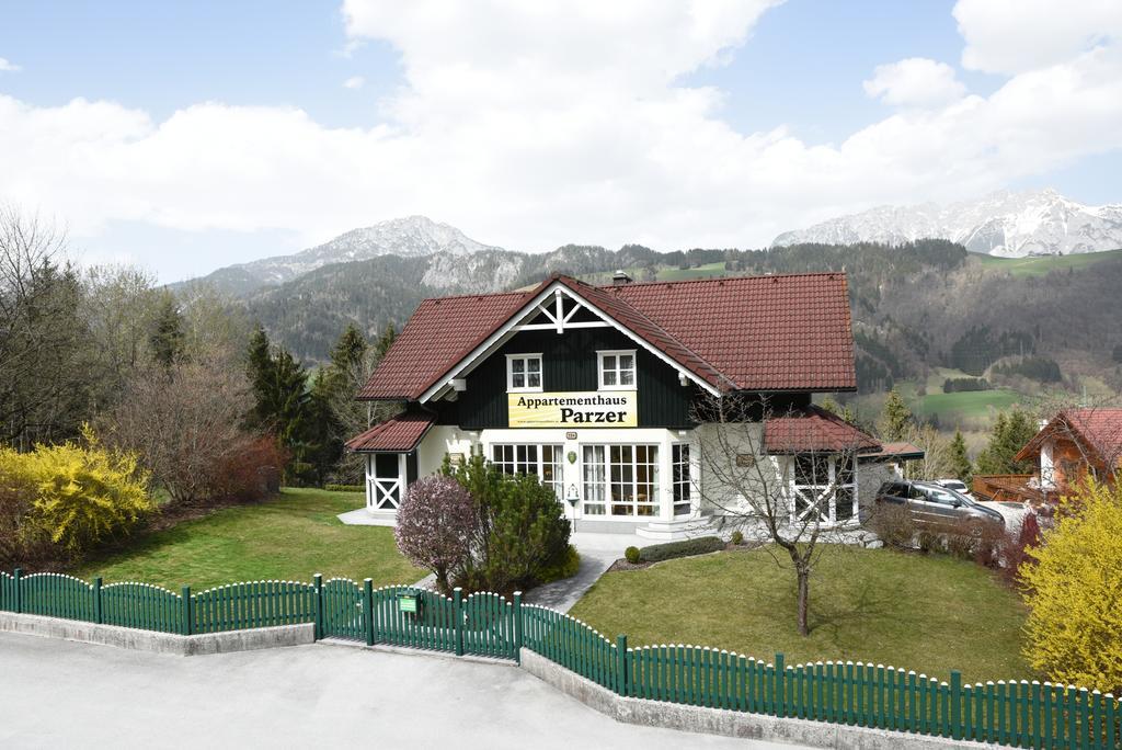 Appartementhaus Parzer พรุกแกร์น ภายนอก รูปภาพ